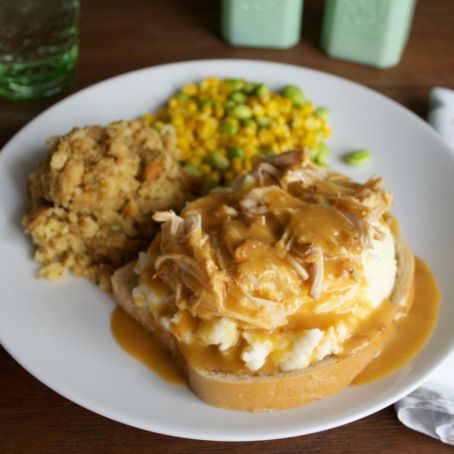 SLOW COOKER CHICKEN AND GRAVY****
