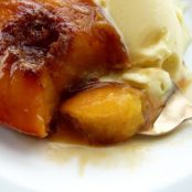 Poached Peaches in White Wine