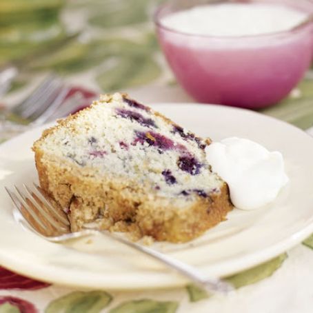 Berry Buttermilk Cake with Vanilla-Scented Crème Fraîche