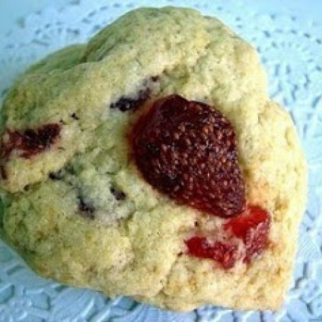STRAWBERRY SHORTCAKE COOKIES