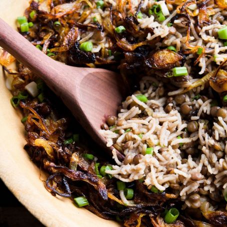 Lebanese Lentils and Rice with Crisped Onions (Mujaddara)