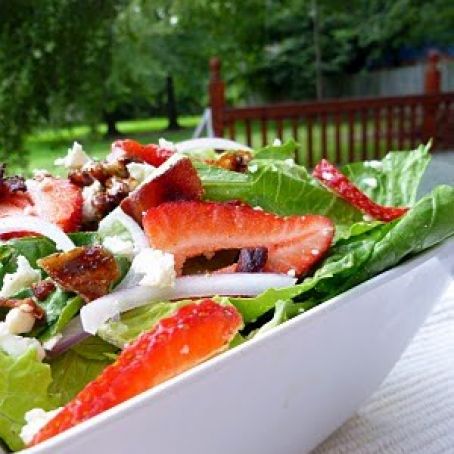 Summer Salad with Strawberries and Feta
