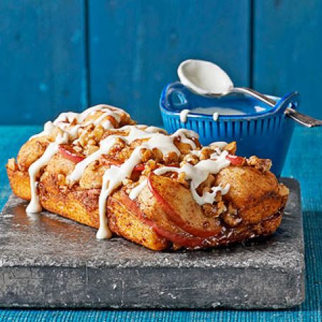 Apple-Cinnamon Pull-Apart Bread