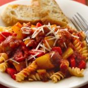 Slow-Cooker Italian Sausages and Peppers with Rotini