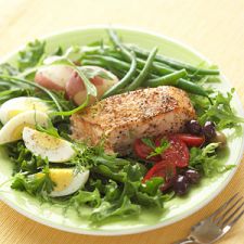 Grilled Salmon Salad Nicoise