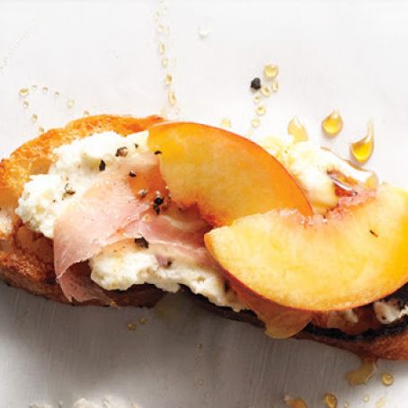 Peach, Prosciutto & Ricotta Crostini