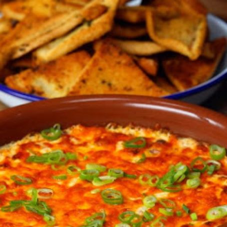 GARLIC BREAD CHIPS WITH BACON CHEESE DIP