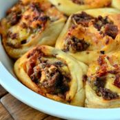 Bacon cheeseburger pinwheels