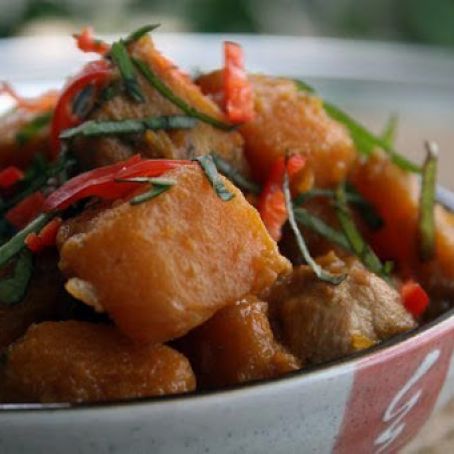 Thai Pumpkin and Chicken Curry