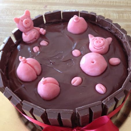 Swimming Pigs Cake