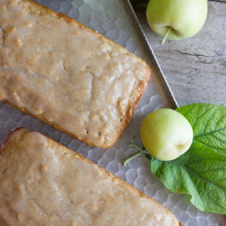 Bread - Glazed Apple Cinnamon Oatmeal Bread