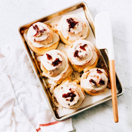 Maple Bacon Cinnamon Buns