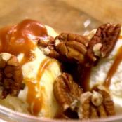 Caramel Pecan Sundaes
