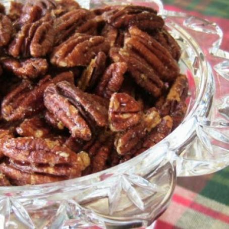 Sweet and Spicy Candied Pecans - With a Kick