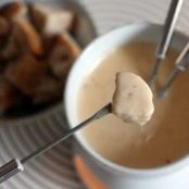 Cheese Fondue with Chipotle and Tequila