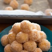 Apricot and Coconut Balls
