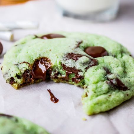 Mint Chocolate Chip Cookies