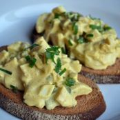 CURRIED CAPERBERRY EGG SALAD