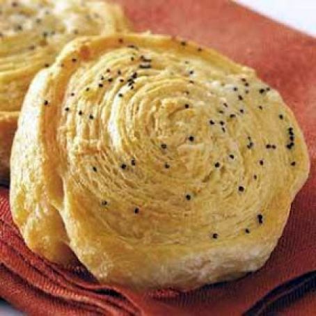 Garlic Poppy Seed Spirals