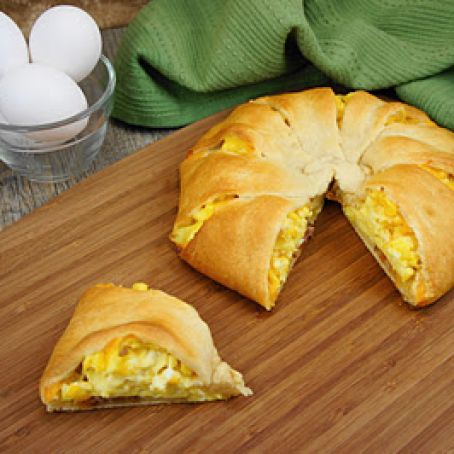 Bacon, Egg and Cheese Ring