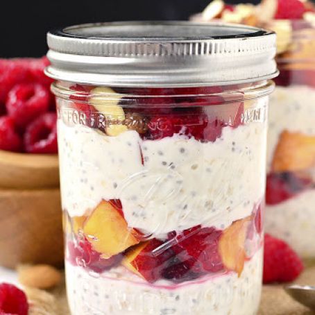 Make-Ahead Raspberry-Peach Crisp Breakfast Parfaits