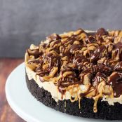 ULTIMATE NO-BAKE REESE'S PEANUT BUTTER CUP CHEESECAKE