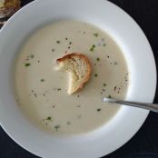 Creamy Garlic Soup
