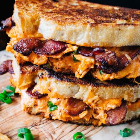 HOT BUFFALO CHICKEN AND BACON GRILLED CHEESE