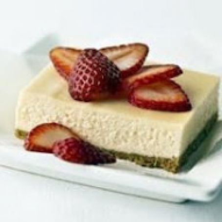 New York Style Sour Cream-Topped Cheesecake