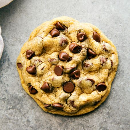 SINGLE-SERVING SIZE CHOCOLATE-CHIP COOKIES