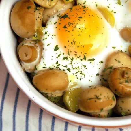 Sartén de Huevos, Patatas y Champiñones