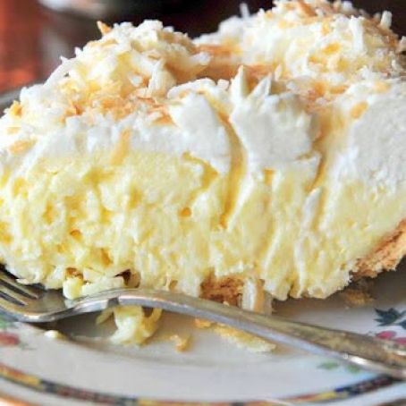 Old Fashioned Coconut Cream Pie