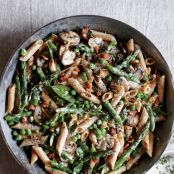 Creamy Asparagus and Pancetta Penne