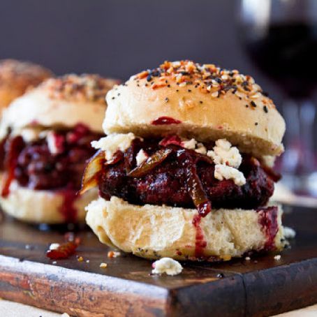 Port Sliders with Goat Cheese and Caramelized Onions