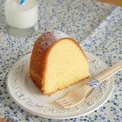 CAKE - Elvis Presley’s Favorite Pound Cake