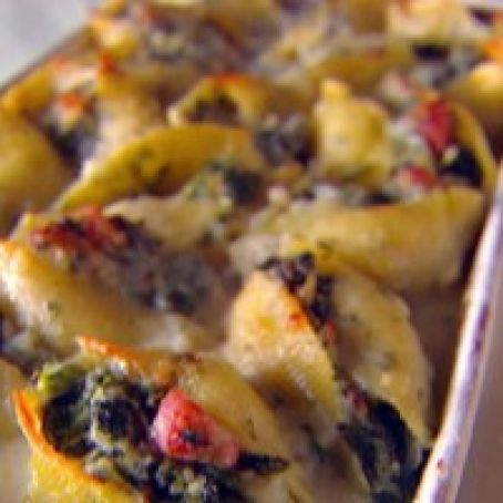 Shells with Crispy Pancetta and Spinach (Giada)