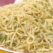 Linguini with White Clam Sauce