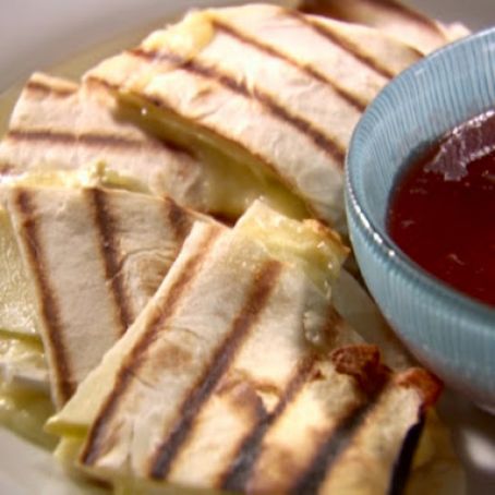 Grilled Apple and Brie Quesadilla