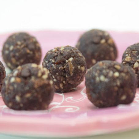 bites - raw chocolate date balls