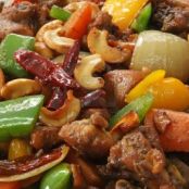 POLLO CON NUEZ DE LA INDIA