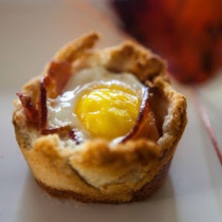Bacon & Egg in Toast Cups