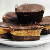 Reece’s Peanut Butter Cups - VERY GOOD