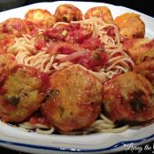 Chicken Meatballs with Red Sauce and Spaghetti