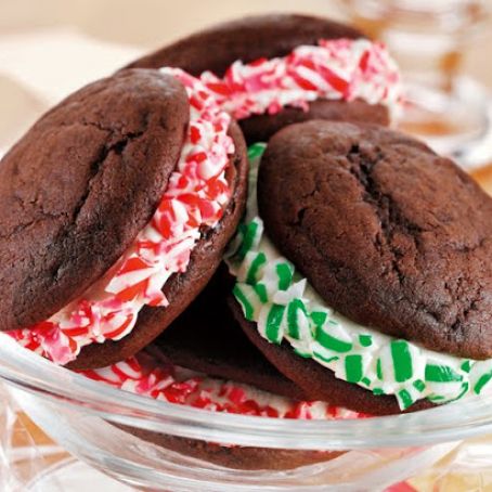 Peppermint Whoopie Pies