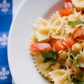 SUMMER PASTA w/TOMATOES & CHICK PEAS