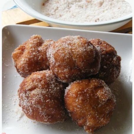 Leonard's Portuguese Malasadas