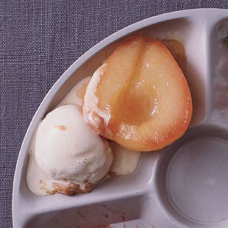 Caramelized Pears with Dulce de Leche Ice Cream