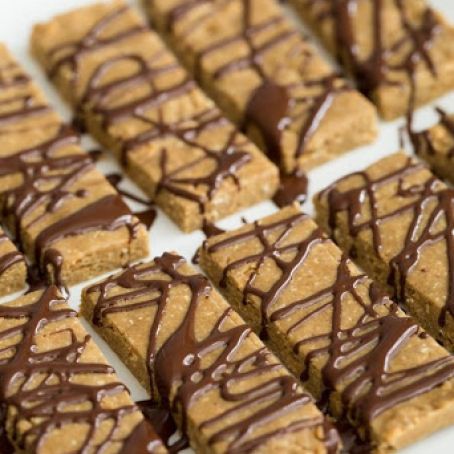 Quick 'n Easy No-Bake Protein Bars
