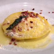 Raviolo al Uovo