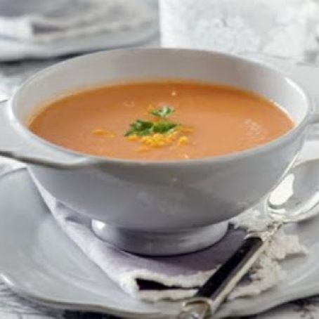 Onion soup with red wine